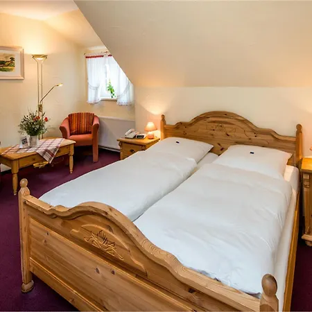 Gut Voigtlaender Hotel 4*